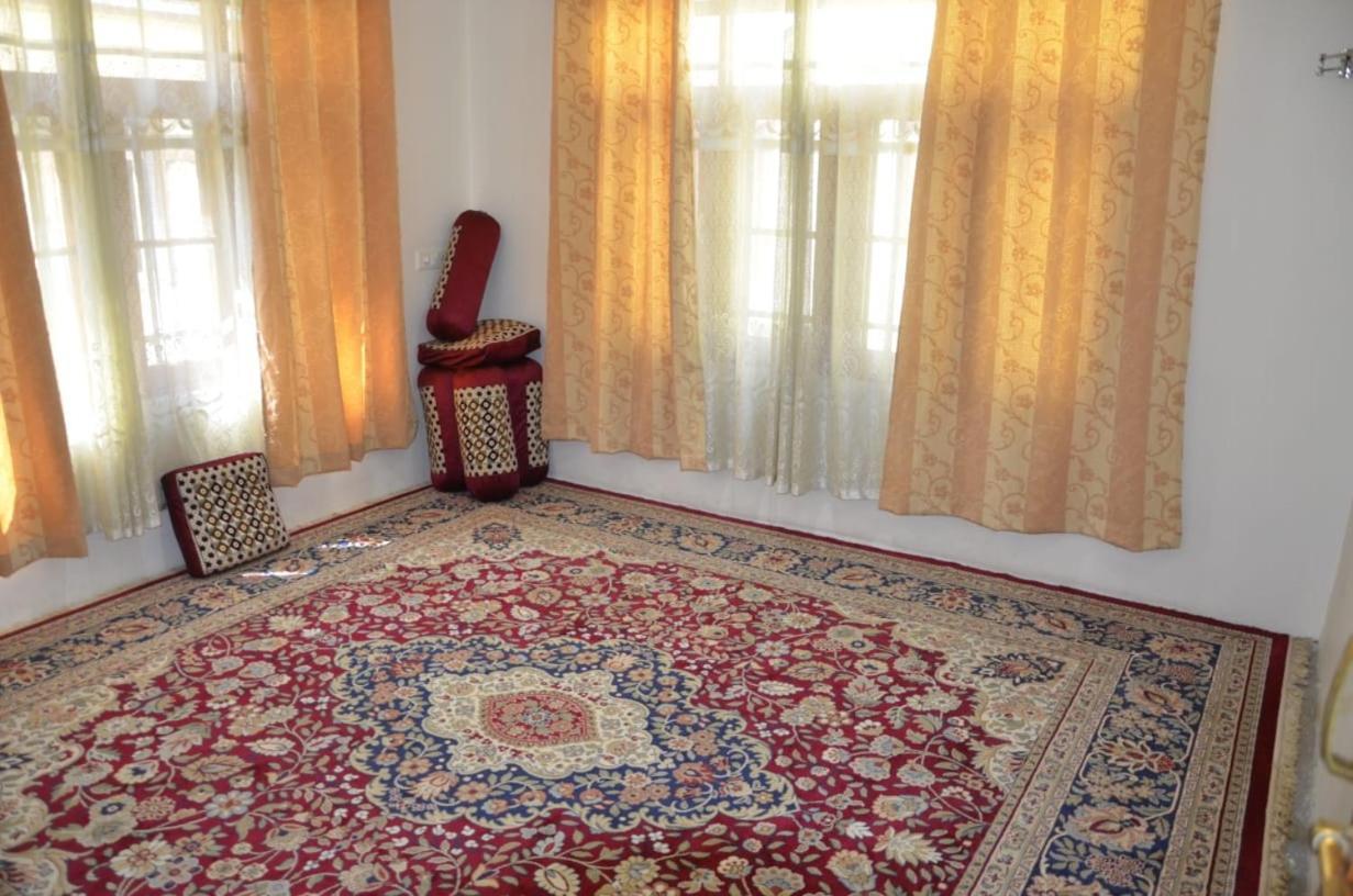 Mir Manzil Bed & Breakfast Srīnagar Екстериор снимка