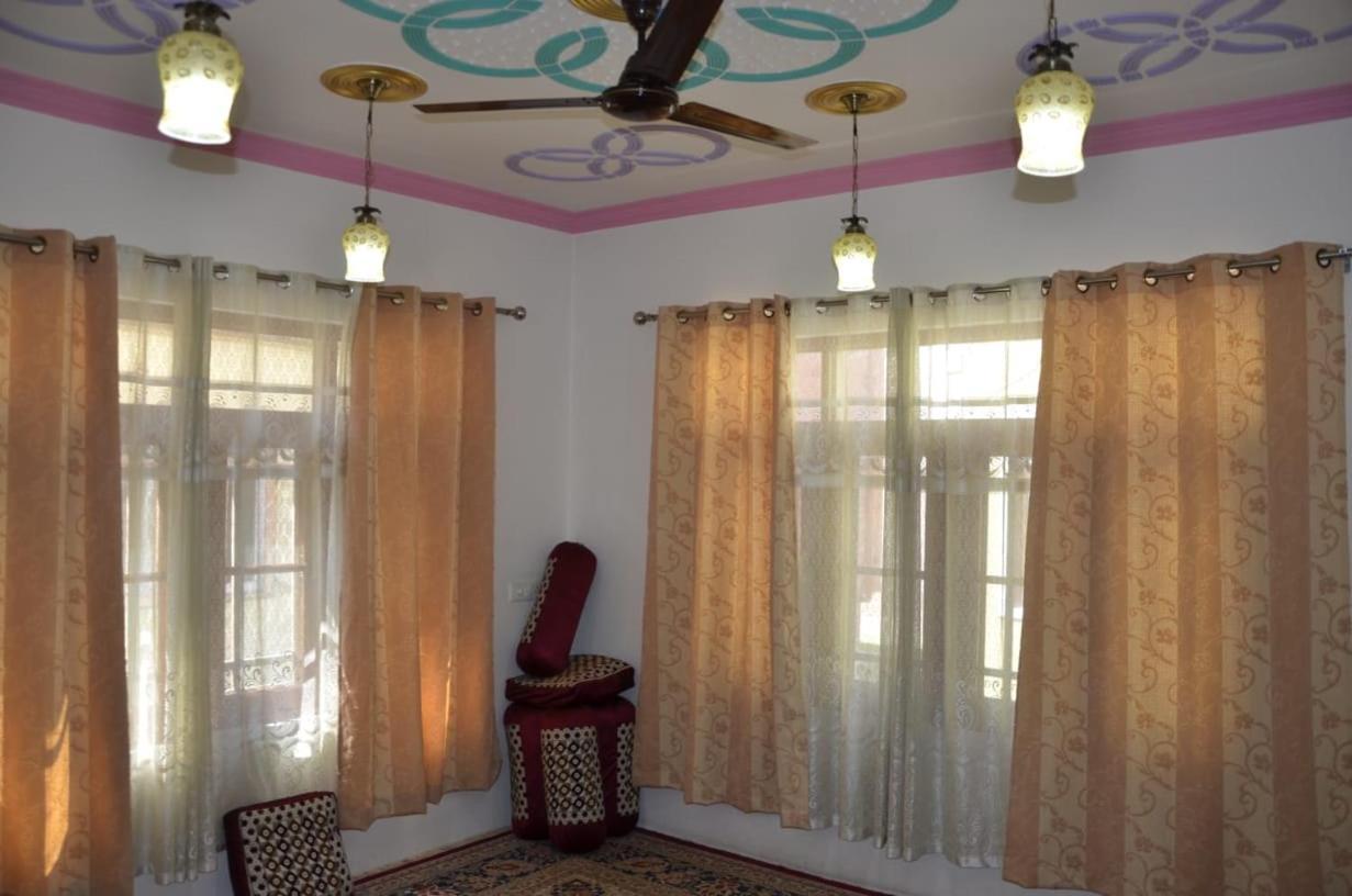 Mir Manzil Bed & Breakfast Srīnagar Екстериор снимка