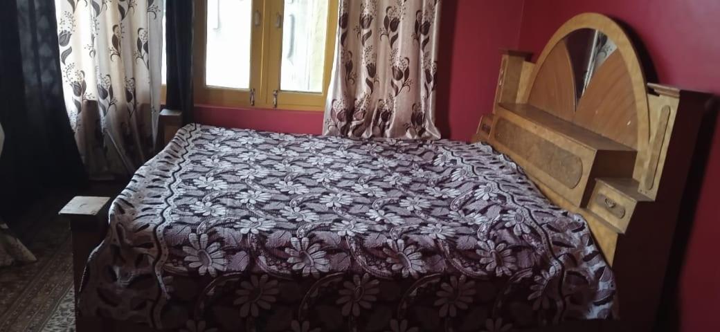 Mir Manzil Bed & Breakfast Srīnagar Екстериор снимка